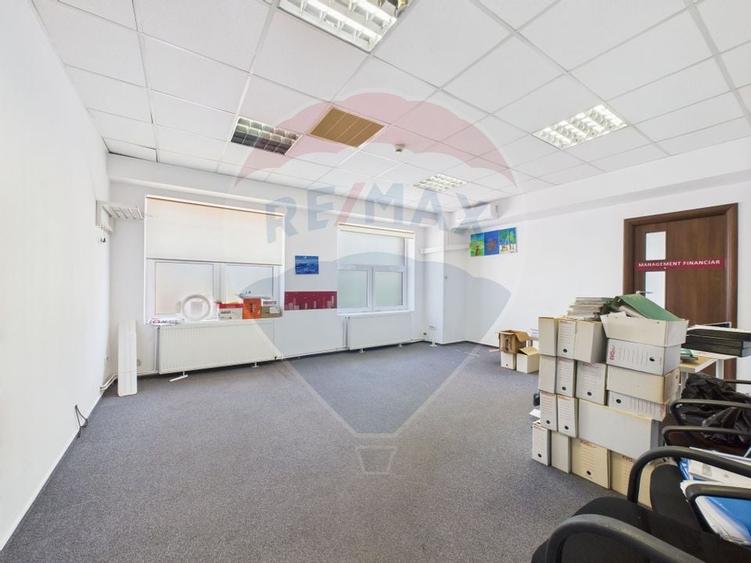 Spatiu de birouri de 183 mp de inchiriat in zona Vitan - 19