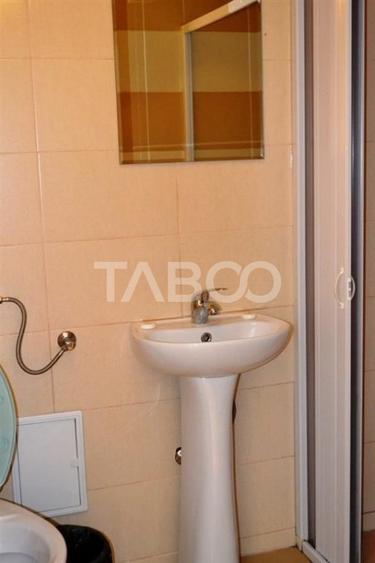 Pensiune de vanzare in Talmaciu judetul Sibiu renovata cu 26 camere - 17