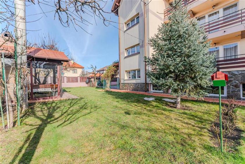 FILM! Resedinta cu identitate arhitecturala, 700mp teren, garaj 4X, Tractorul, B - 15