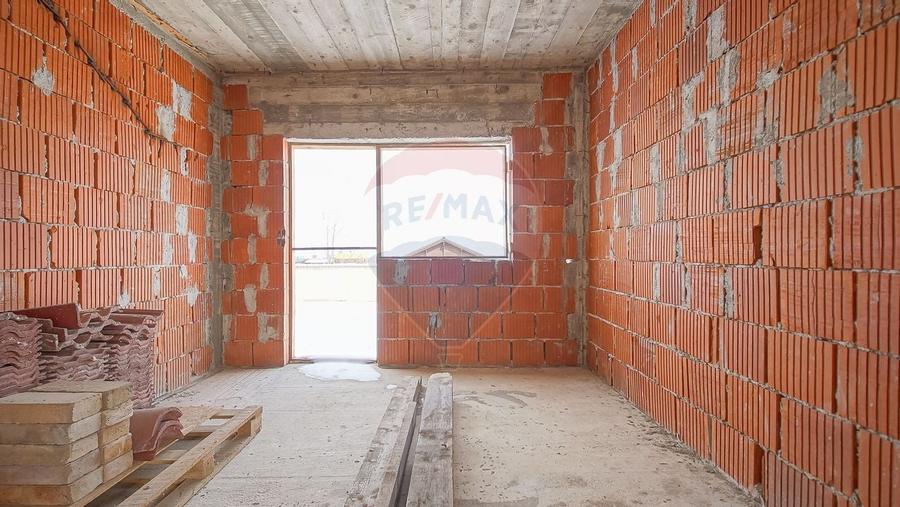 COMISION 0%| Casă individuală | 2 garaje | 192 mp utili | 847 mp teren - 31