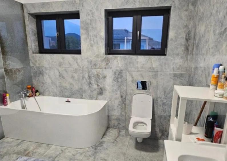 Duplex ultrafinisat in zona Dacia Service curte 220 mp - 1