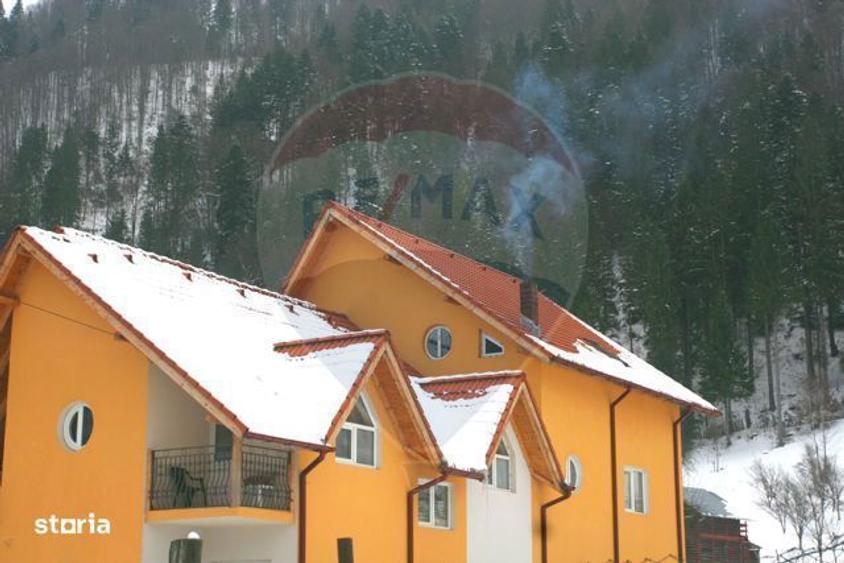 Vila cu 13 camere de vanzare - 6