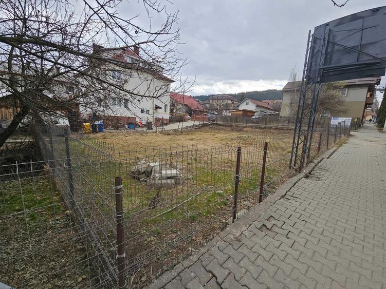 Spațiu comercial, în Ultracentral