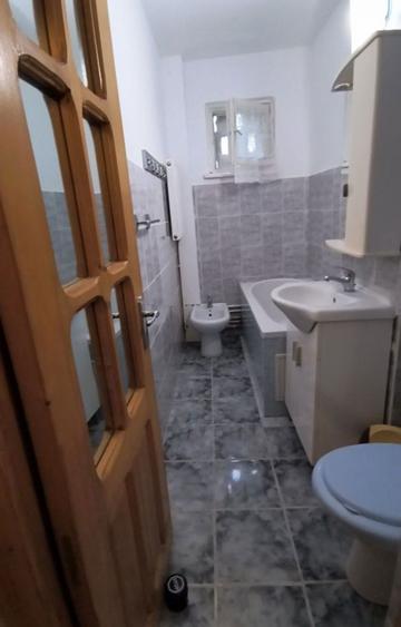 Inchiriez apartament 2 camere - 2