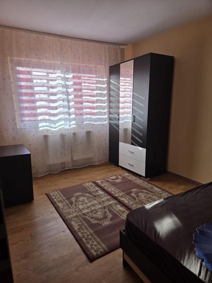 !!! 2 Camere...Str Ana Ipatescu..cu CT - 5