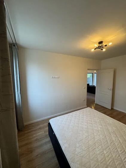 INCHIRIEZ CASA IN TOCILE - 6