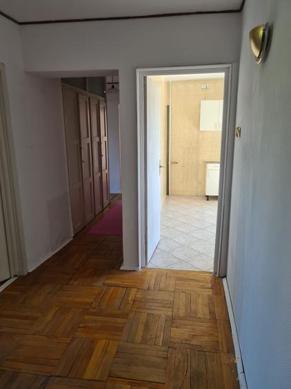 Piata Alba Iulia - 4