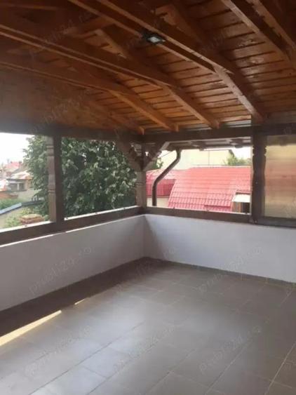 Etaj si mansarda in vila ultracentrala - 8