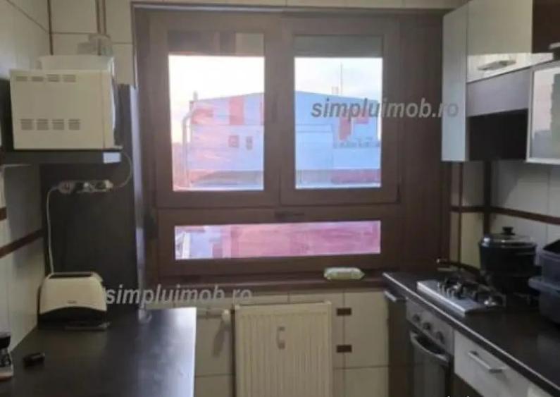 Metrou Titan decomandat spatios 2 camere - 5