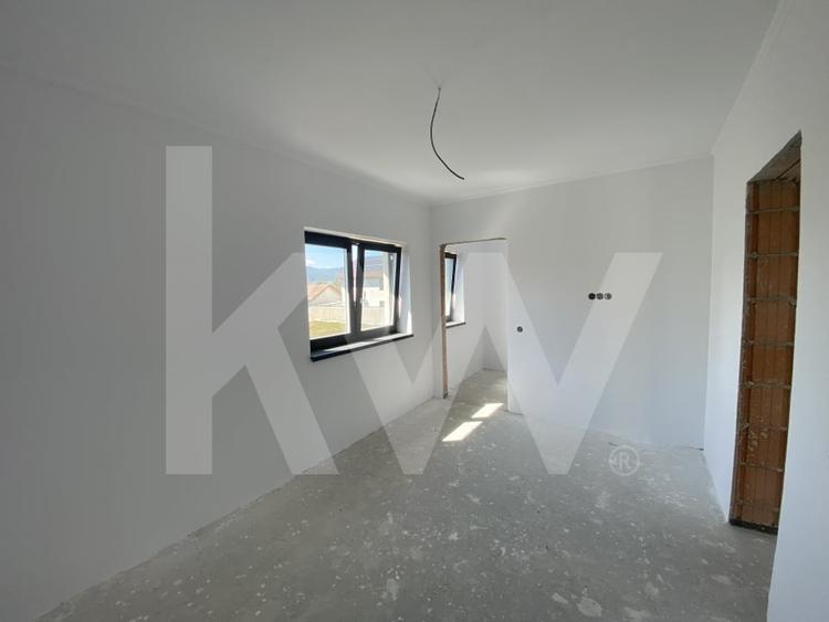 Casa individuala 4 camere 2 bai teren de 200mp liber Sibiu Cristian - 13