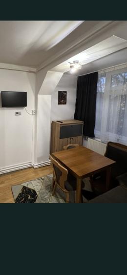 Garsoniera moderna- Astra - str Infratirii - 3