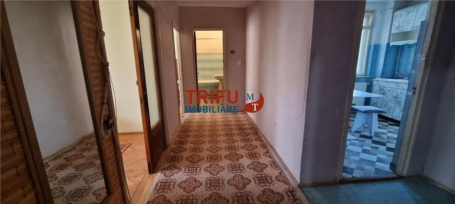 Apartament 3 camere de vanzare in Centru etaj 2 - 6