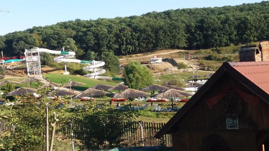 Cabana la Băile Figa – Oportunitate de investiție, vedere parc balnear - 14