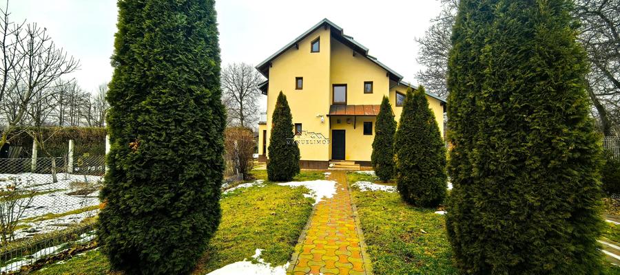 Vila Breaza 380Mp,Teren 1320Mp,aproape de Liceul Militar - 1