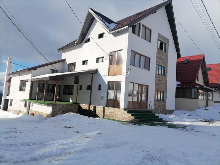 Vanzare Pensiune Turistică Ranca - 1