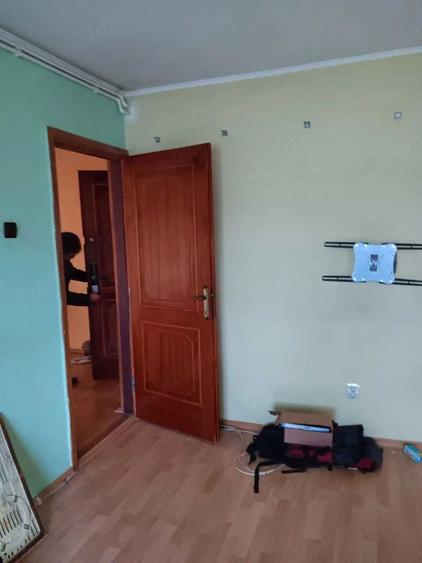Apartament cu doua camere, Ostroveni, Rm Valcea, jud Valcea - 1
