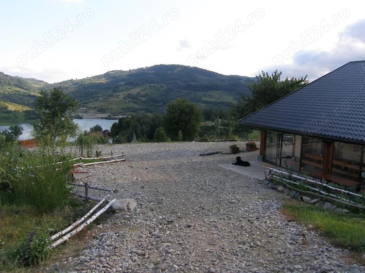 De vanzare o frumoasa proprietate in Carpatii Meridionali, langa Lacul Baraj Poiana Rusca - 7