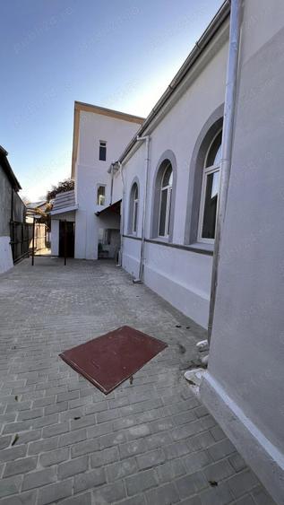 Casa cu 4 camere, curte si garaj - Zona Teilor - 9