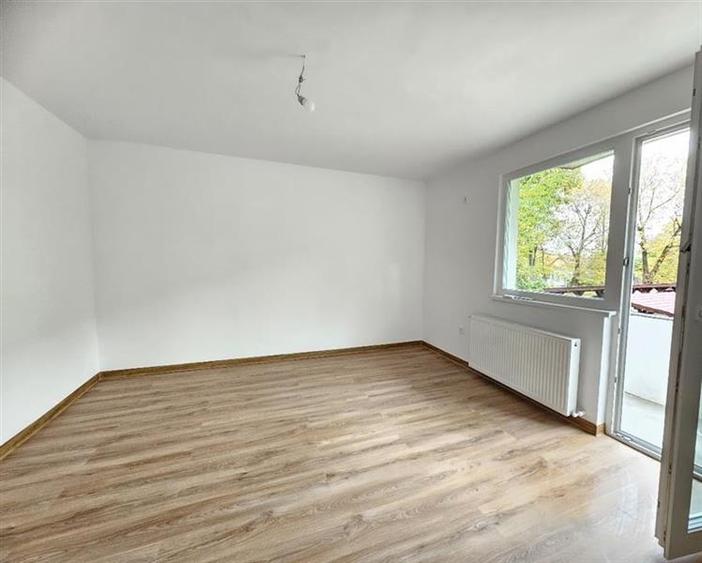 Apartament cu 2 camere decomandat, mobilat în Piața Armatei