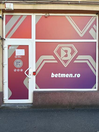 Inchiriere spatiu comercial zona cu vad, str. Lianelor - 4