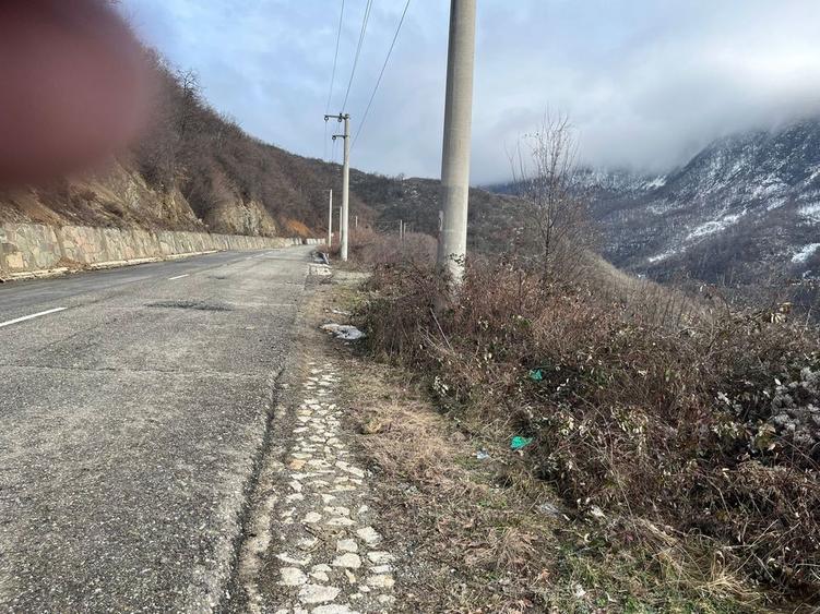 Vand teren Dubova 500 mp - 6