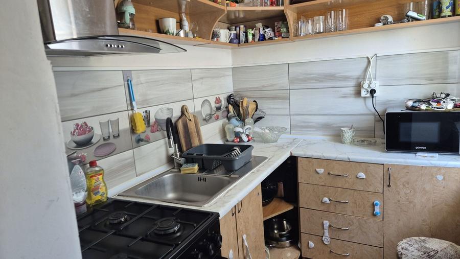 Vand Apartament la CHEIE !!! 2 camere - 2