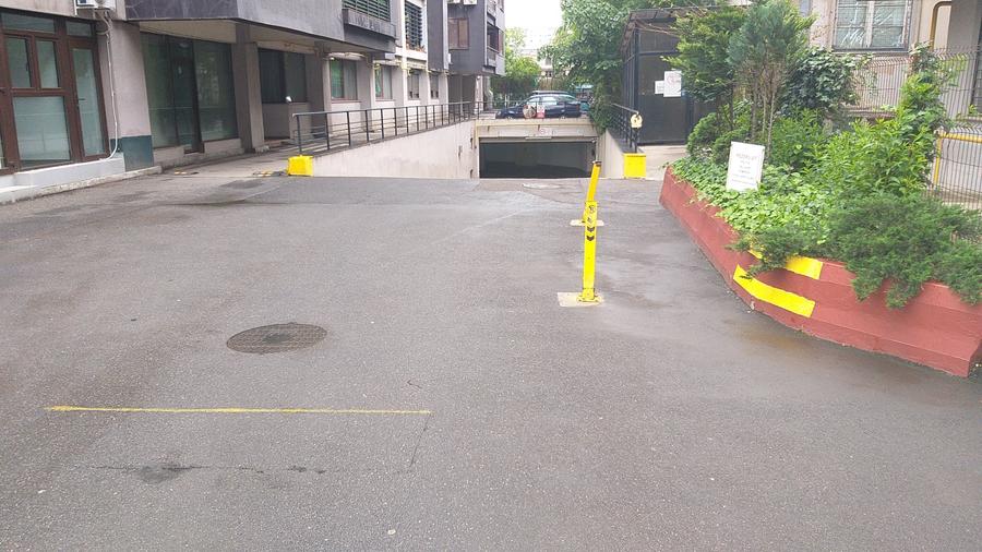 Bucurestii noi str. Pajurei nr 2 B in bloc nou, parcare proprietate - 3