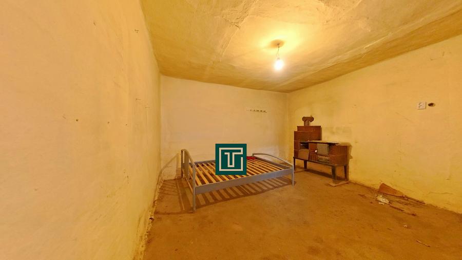 Casă tradițională cu teren generos în Secusigiu, județul Arad - 6