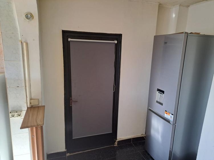 Vând ap2 cam sdec Piața Muncii  - 7