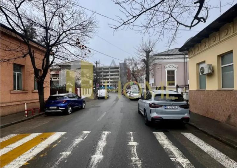 Casa 4 camere plus dependinte in Ploiesti, zona ultracentra - 1