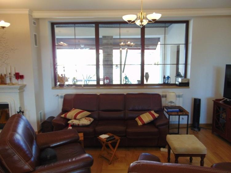 FARA COMISIOANE linga padure Vila 7 camere mobilata 4 bai 2 terase pe 1600mp - 19