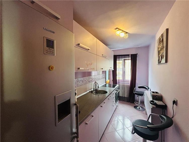 Apartament cu 2 camere decomandat în Vasile Aaron