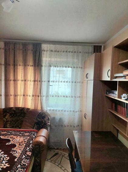 Vand apartament 2 camere - 1