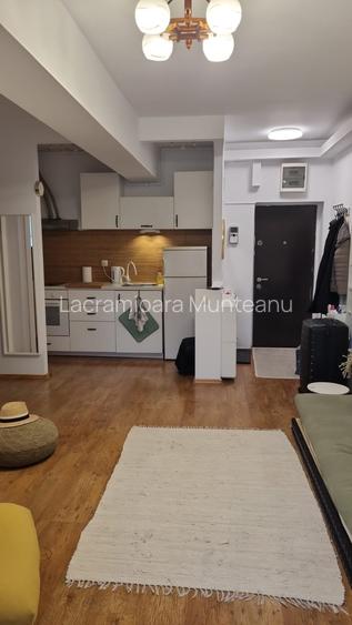 Bucur Obor , 2 minute metrou