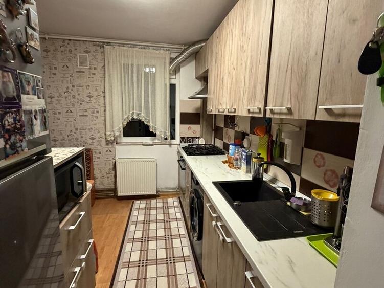 1 Decembrie 1918, metrou 10 min., Ozana str. Fetesti