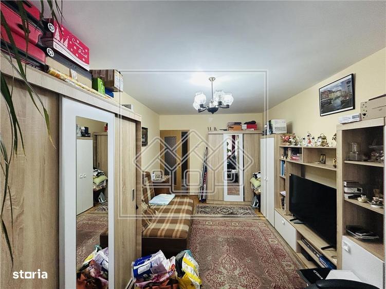 Ap cu 2 camere, pivnita, Etaj 2\/5 - Zona Valea Aurie - 6