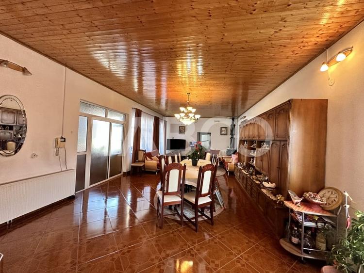 Imobil pretabil spatiu comercial D+P+1E+Pod suprafata utila 440 mp - 1