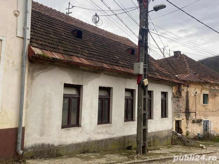 Vand inchiriez casa cu spa?iu comercial,Oravi?a - 4
