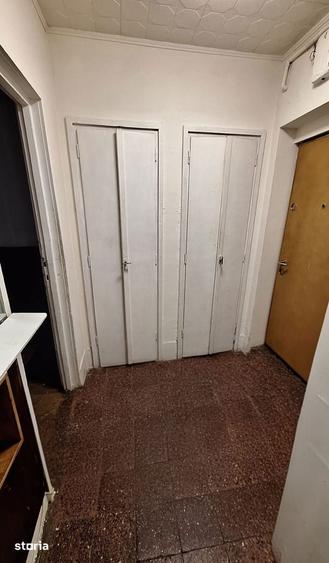 Apartament 2 camere, decomandat,bloc reabilitat, parter cu balcon - 2