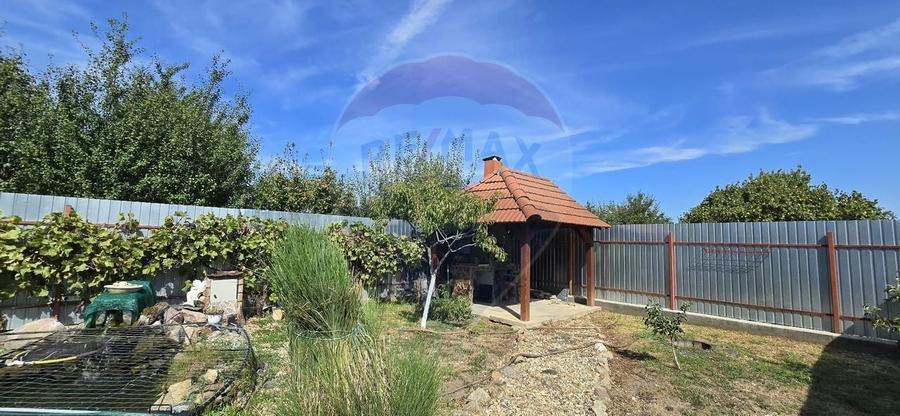 Casă cu etaj deosebită în Chișineu-Criș – un cămin creat cu suflet - 27