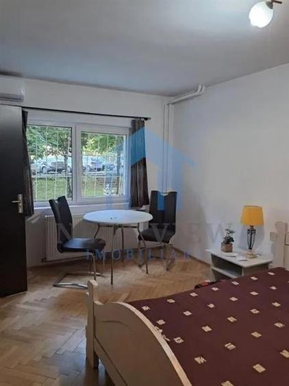 Garsoniera, Plopilor - 3