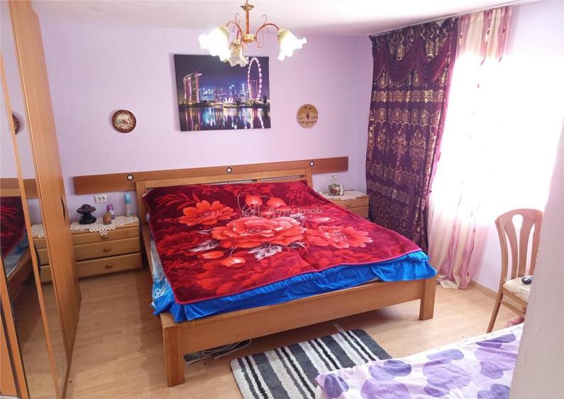 Anina, Sigismund, Casa 4 Incaperi, 1439mp Teren, ZERO Comisi - 1