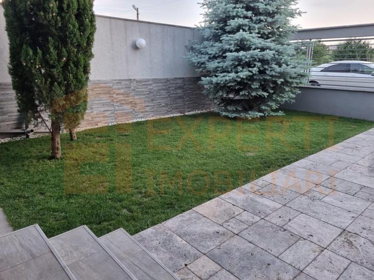 Proprietate deosebita, situata in zona Palazu Mare - 4