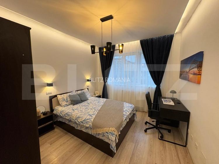 Apartament 3 camere, semidecomandat, modern, zona FSEGA Apartament 3 camere, semidecomandat, modern, zona FSEGA
