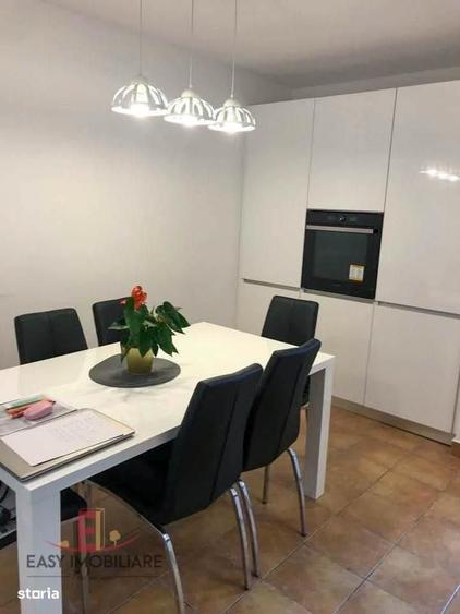Apartament 2 camere, UMF, etaj 2, central, rezidential, parcare, Targu - 2