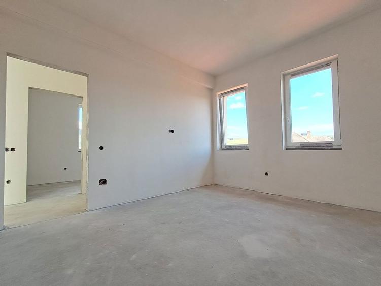 Casa individula cu CF la zi, teren 601 mp, 5 camere - 3