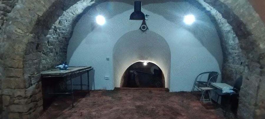 Spa?iu depozitare 45 mp, zona centrala - 8