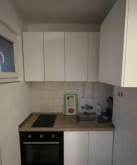 Eroii Revolutiei, Pieptanari, garsoniera confort 3 - 2