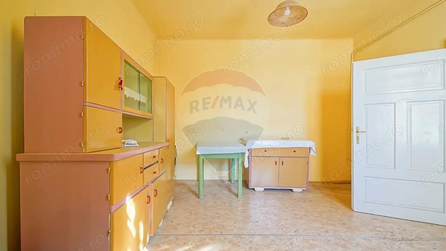 Casă cu Teren 204 Mp în Blumăna