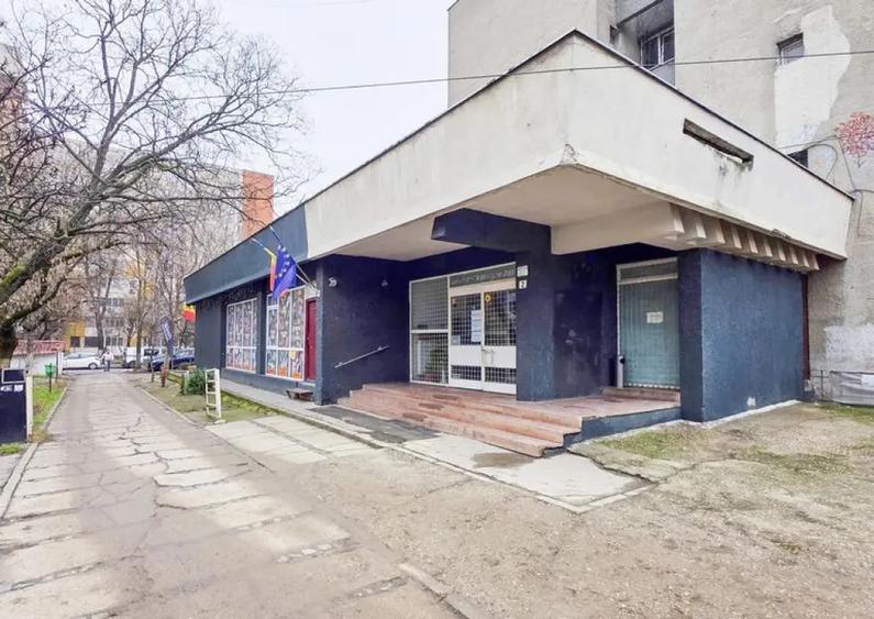 Garsonieră decomandată, mobilată în Central